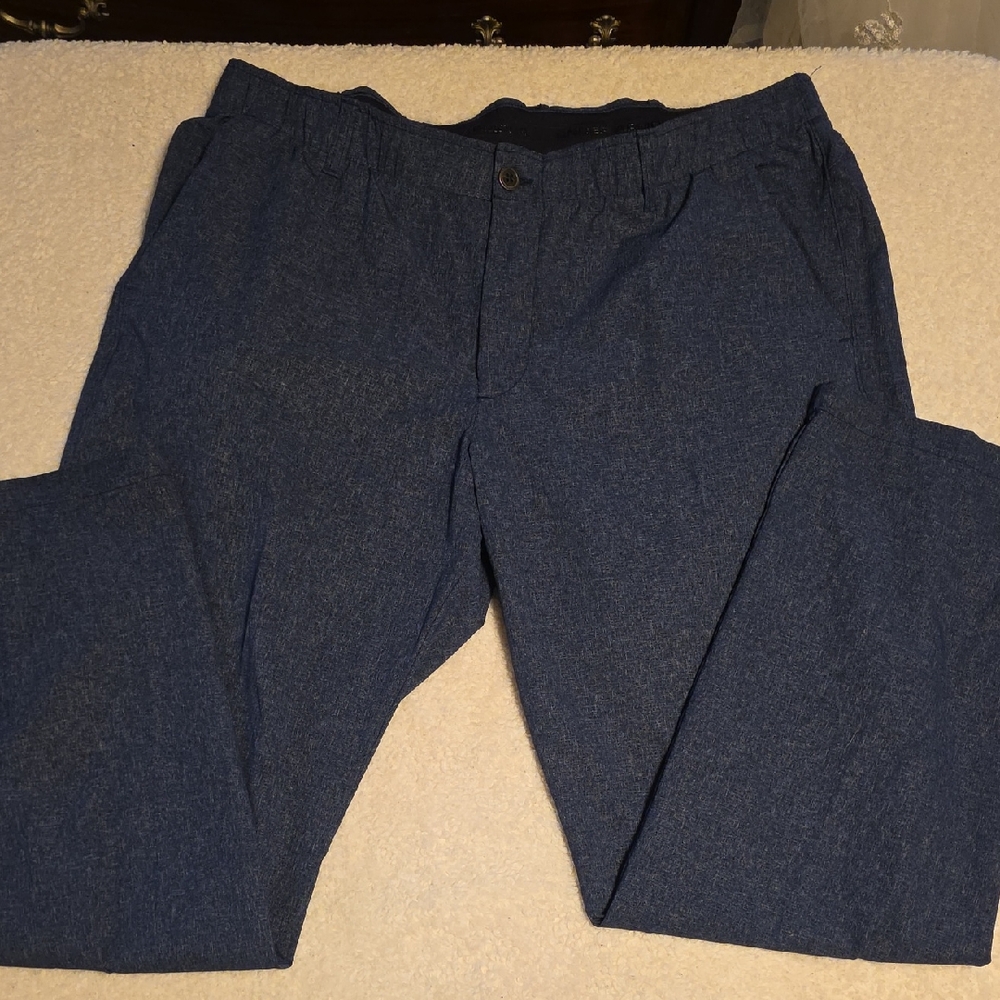 Under Armour Men's Dark Blue Chinos